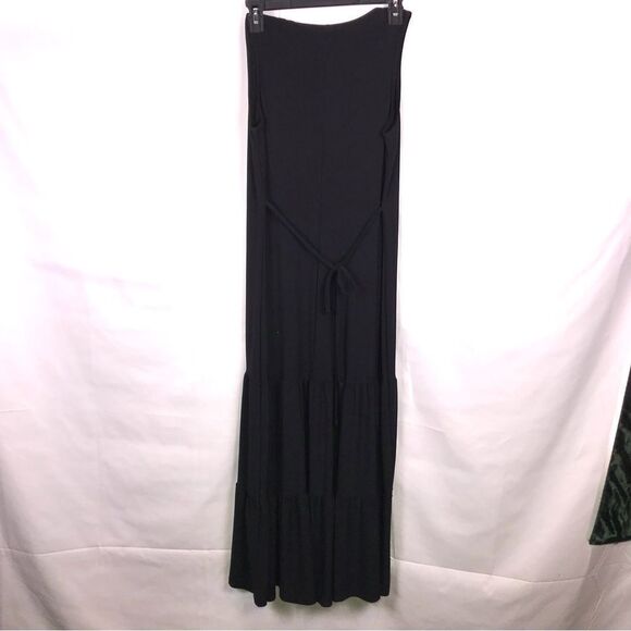 Tash + Sophie Sleeveless Blaxck Maxi Dress - Picture 2 of 3